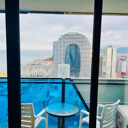 Royal Sea Breeze Apartments Batum Dış mekan fotoğraf
