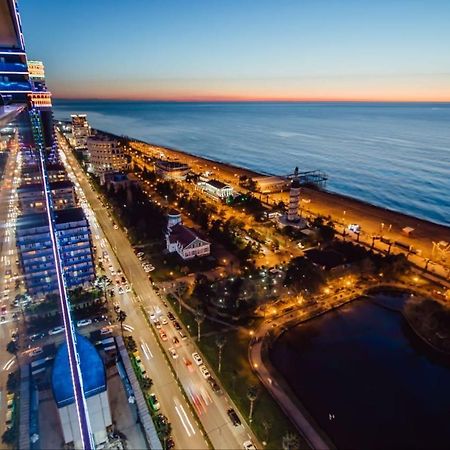 Royal Sea Breeze Apartments Batum Dış mekan fotoğraf