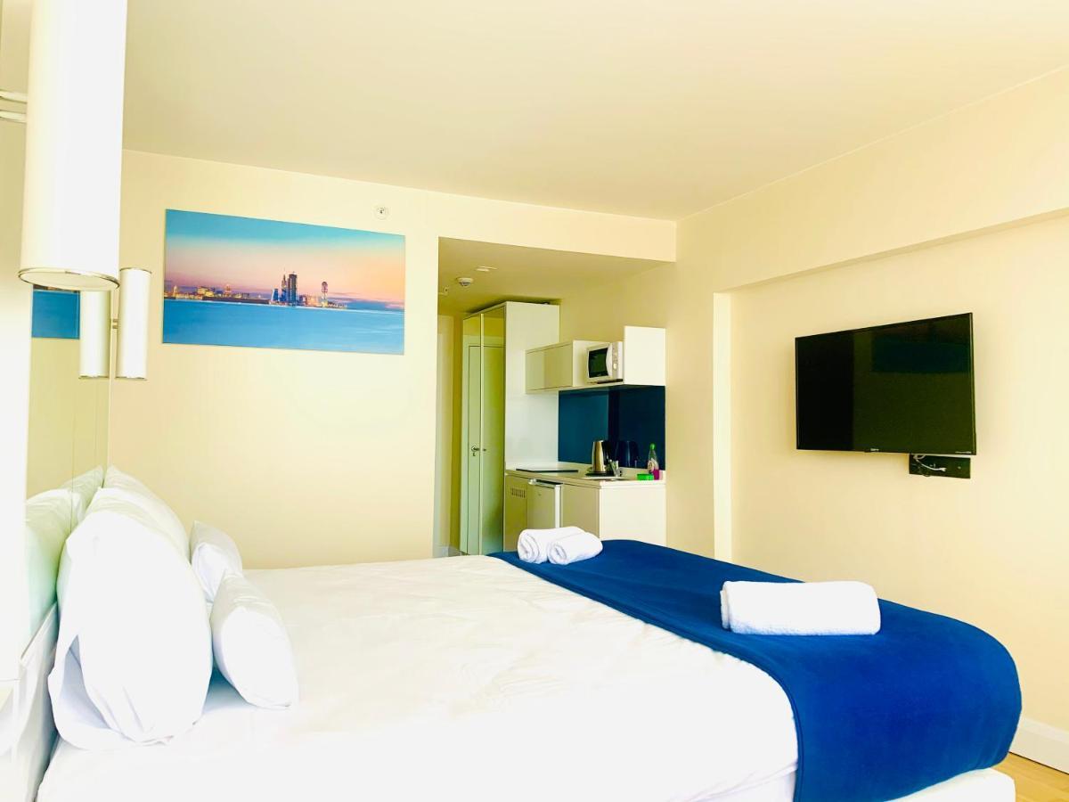 Royal Sea Breeze Apartments Batum Dış mekan fotoğraf
