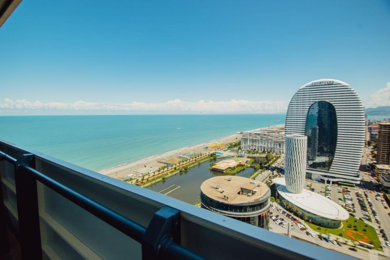 Royal Sea Breeze Apartments Batum Dış mekan fotoğraf