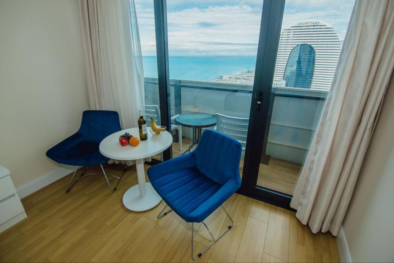 Royal Sea Breeze Apartments Batum Dış mekan fotoğraf