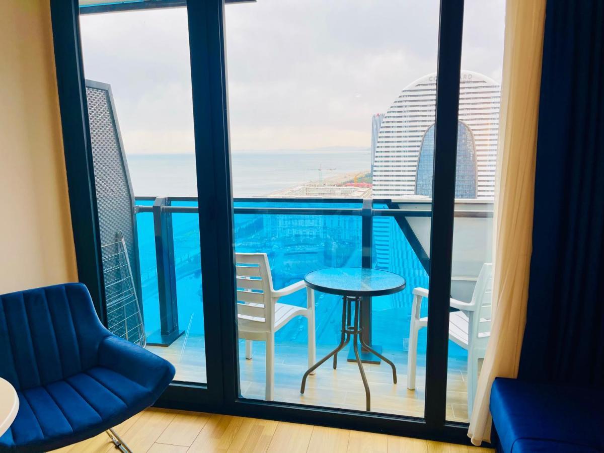 Royal Sea Breeze Apartments Batum Dış mekan fotoğraf