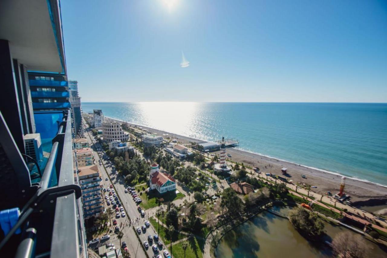 Royal Sea Breeze Apartments Batum Dış mekan fotoğraf