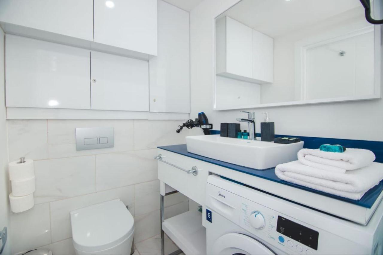 Royal Sea Breeze Apartments Batum Dış mekan fotoğraf
