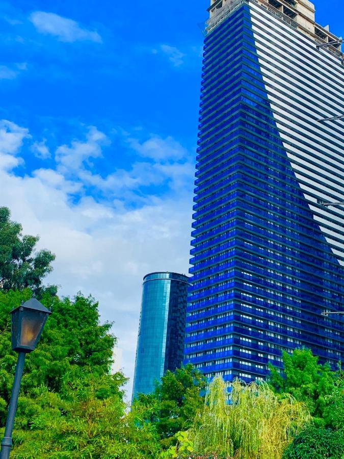 Royal Sea Breeze Apartments Batum Dış mekan fotoğraf